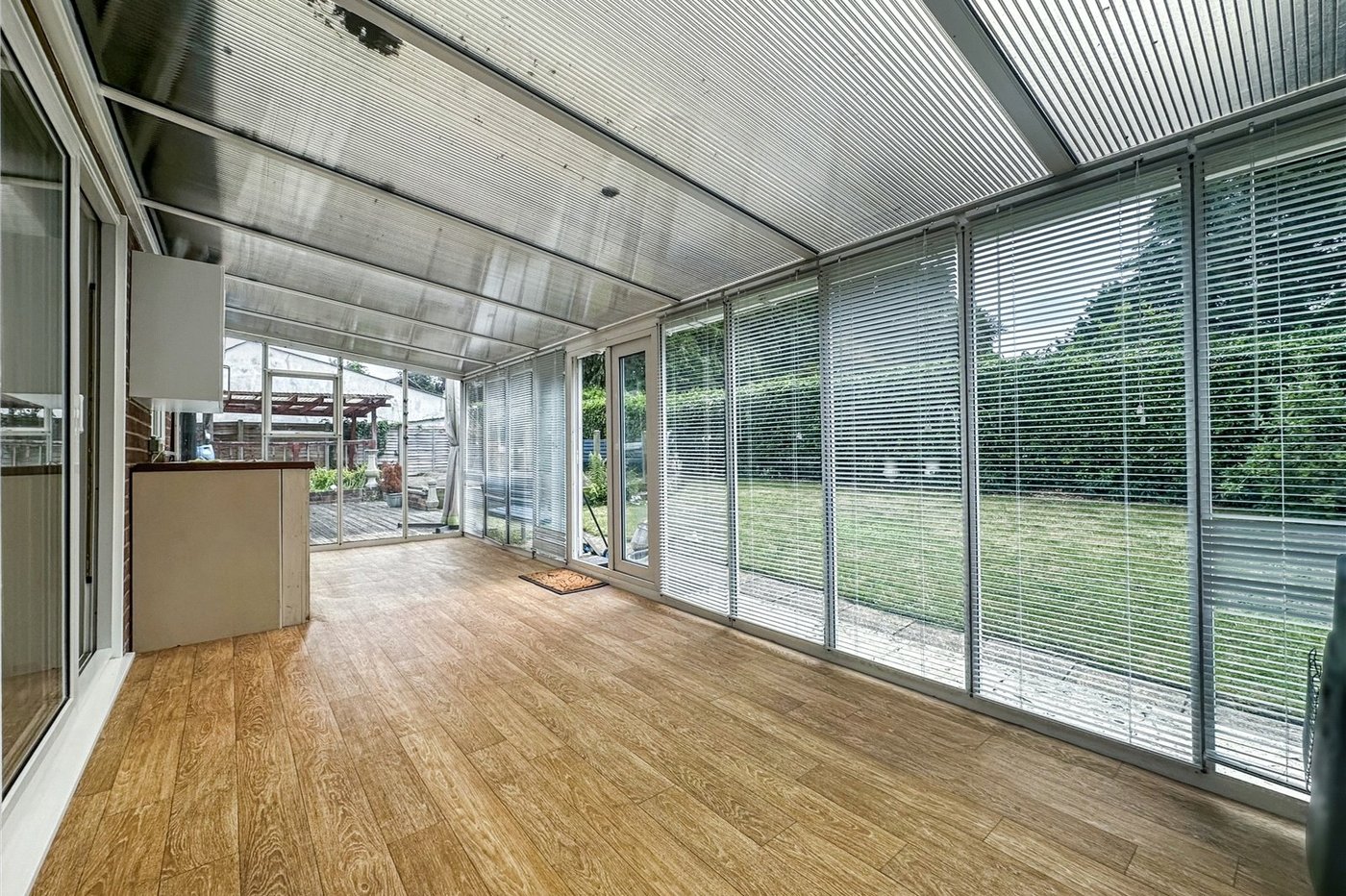 4 bedroom bungalow for sale in Rainham | Robinson Michael & Jackson