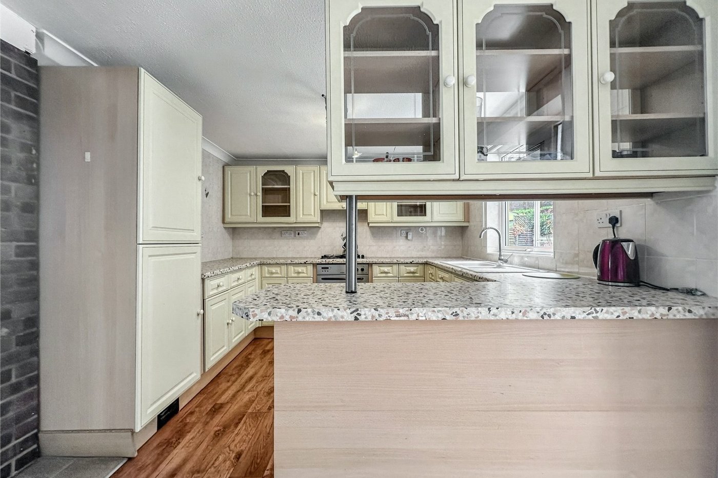 4 bedroom bungalow for sale in Rainham | Robinson Michael & Jackson