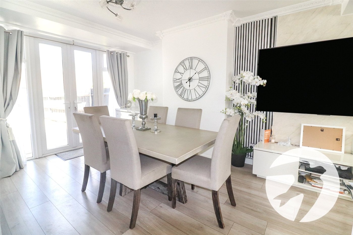4 bedroom house for sale in Erith | Robinson Jackson