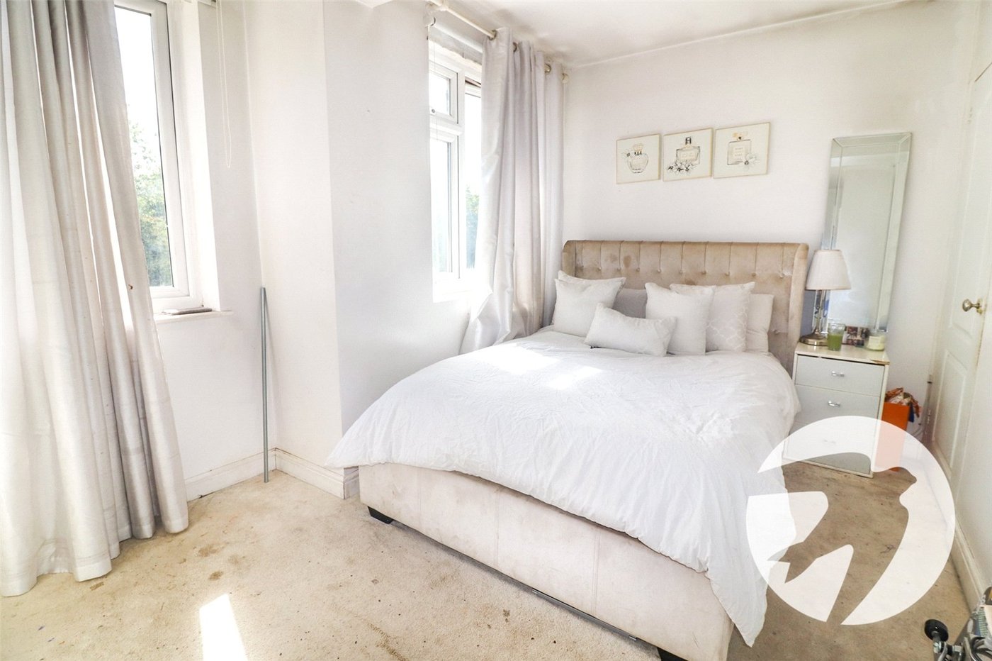 4 bedroom house for sale in Erith | Robinson Jackson