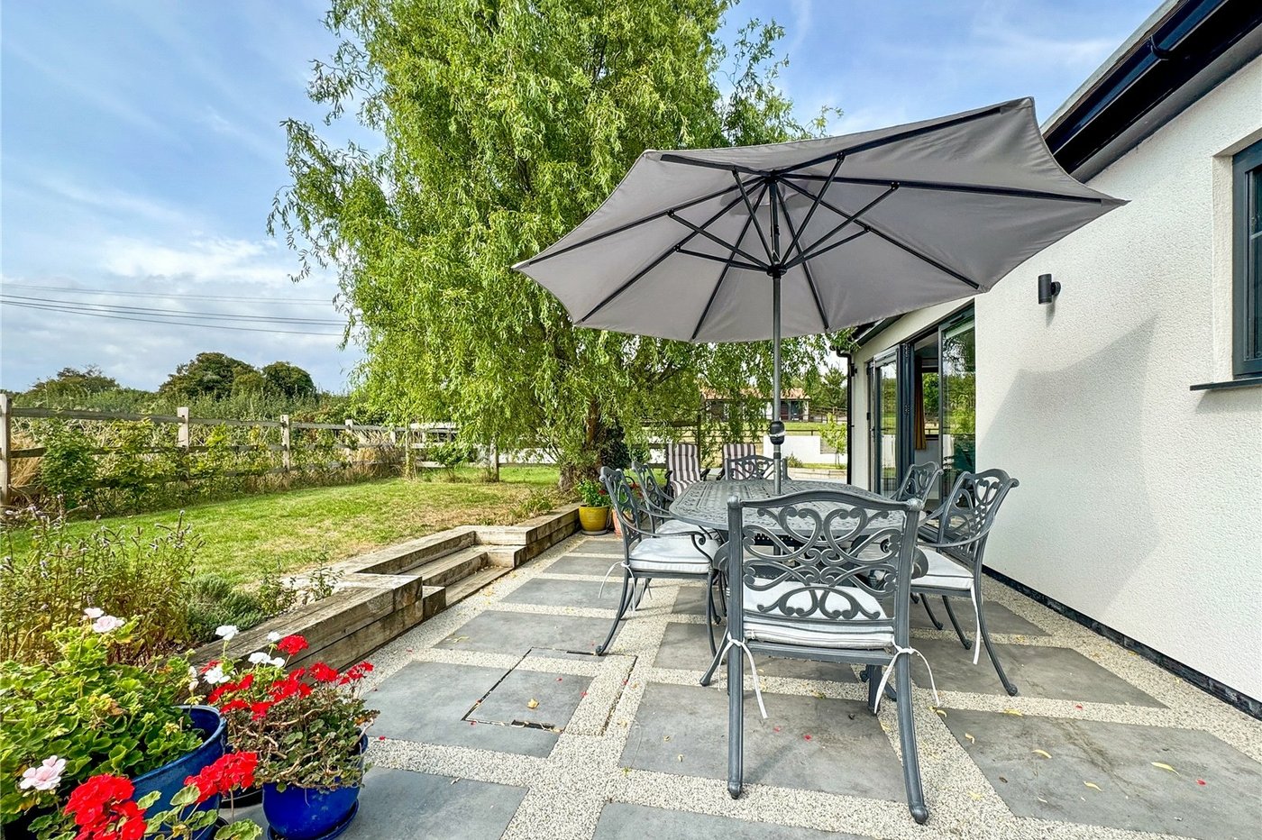 3 bedroom house for sale in Hextable | Robinson Jackson