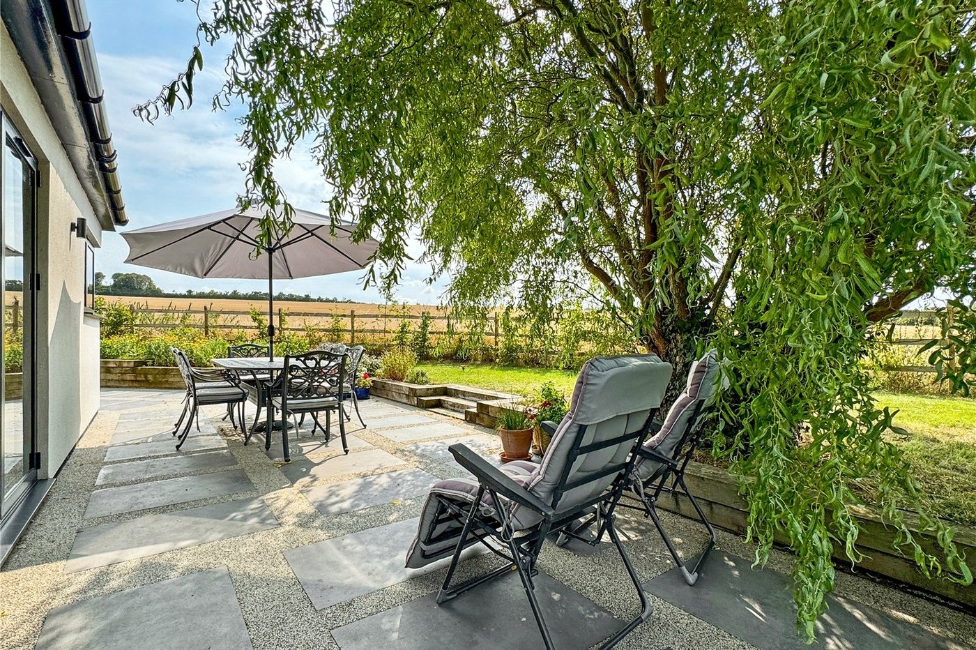 3 bedroom house for sale in Hextable | Robinson Jackson