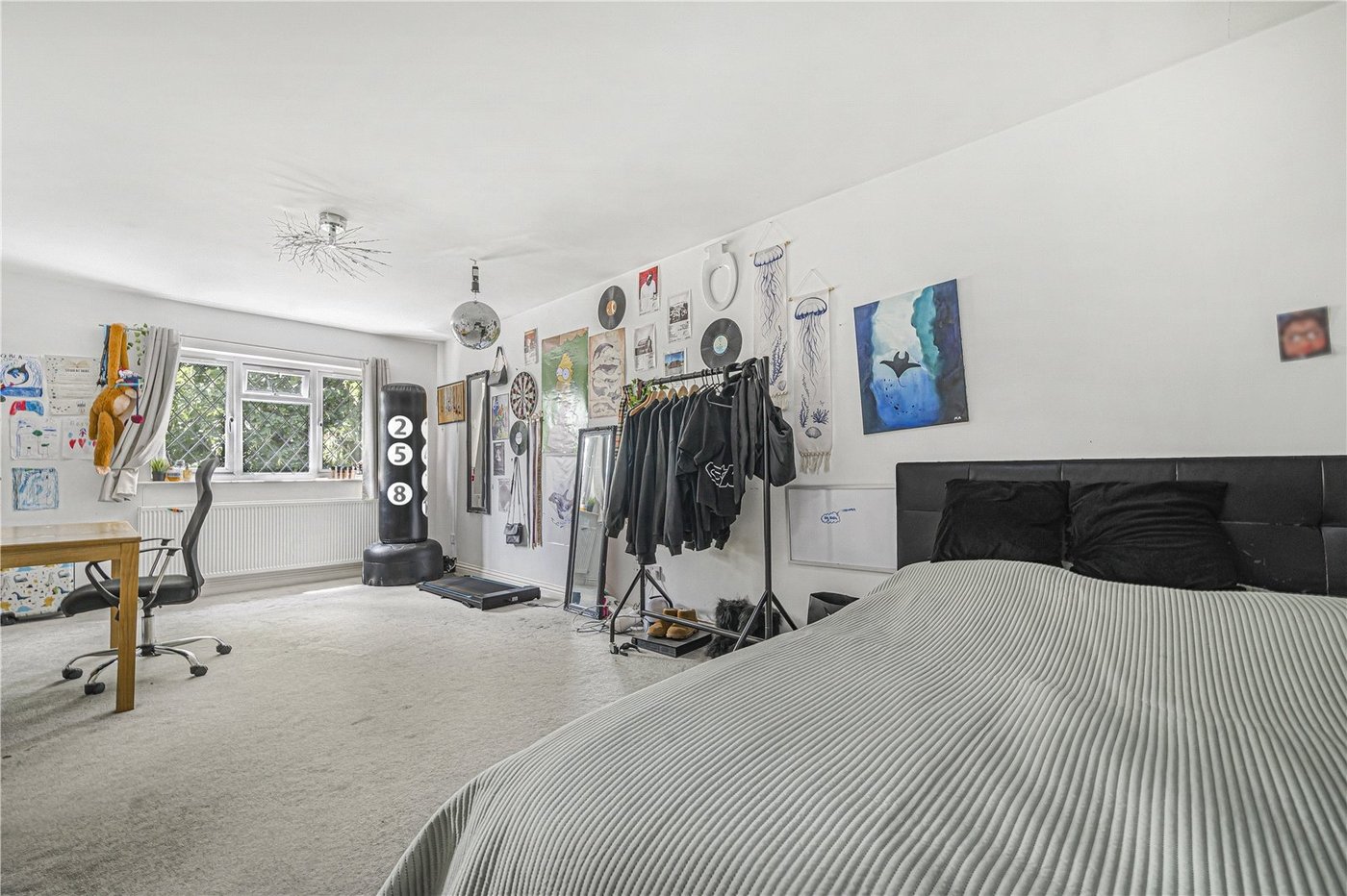 5 bedroom house for sale in Hextable | Robinson Jackson