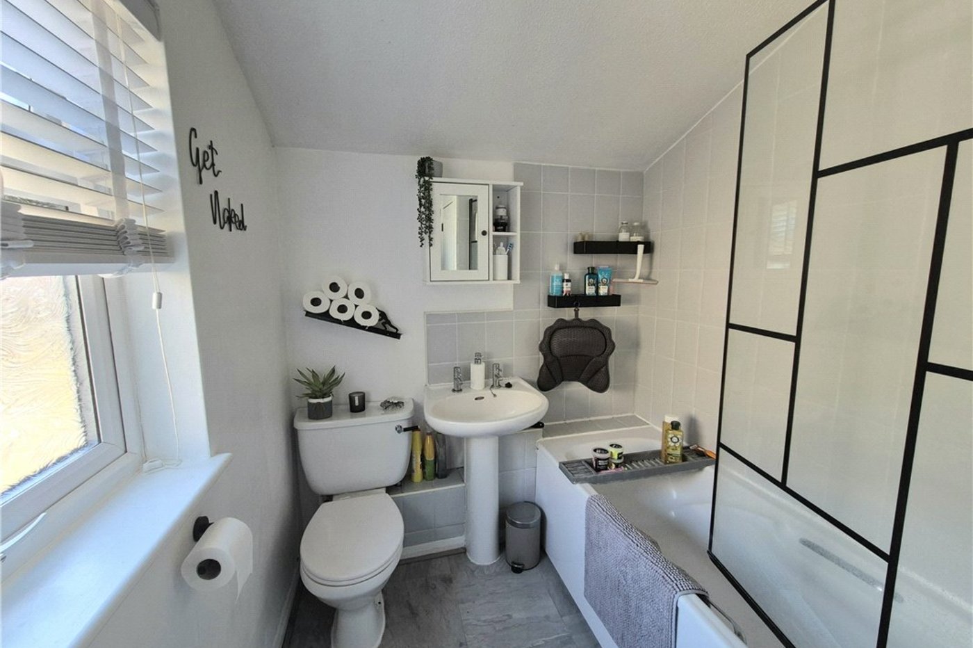 2 bedroom house for sale in Orpington | Robinson Jackson