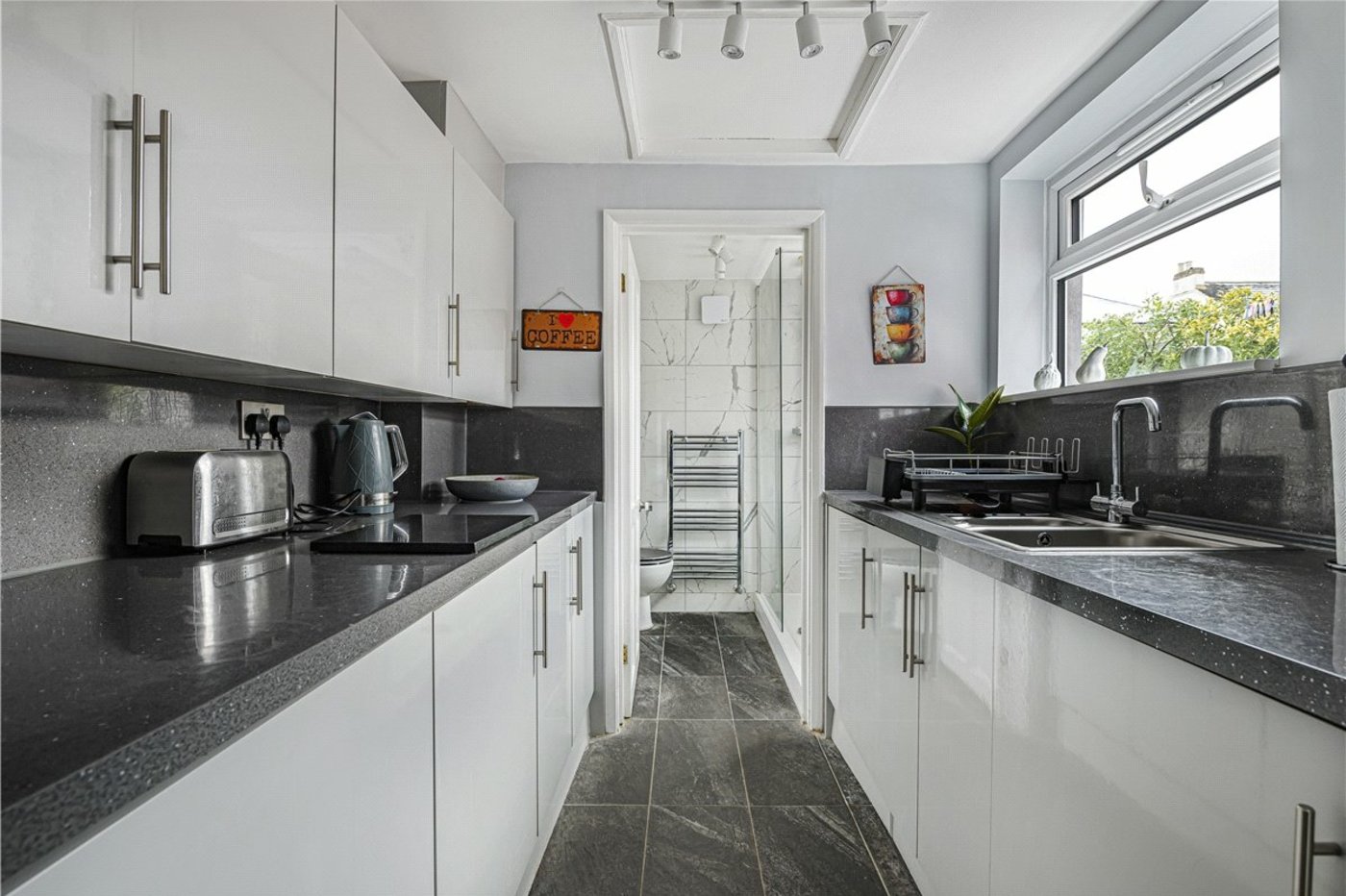 2 bedroom house for sale in Orpington | Robinson Jackson