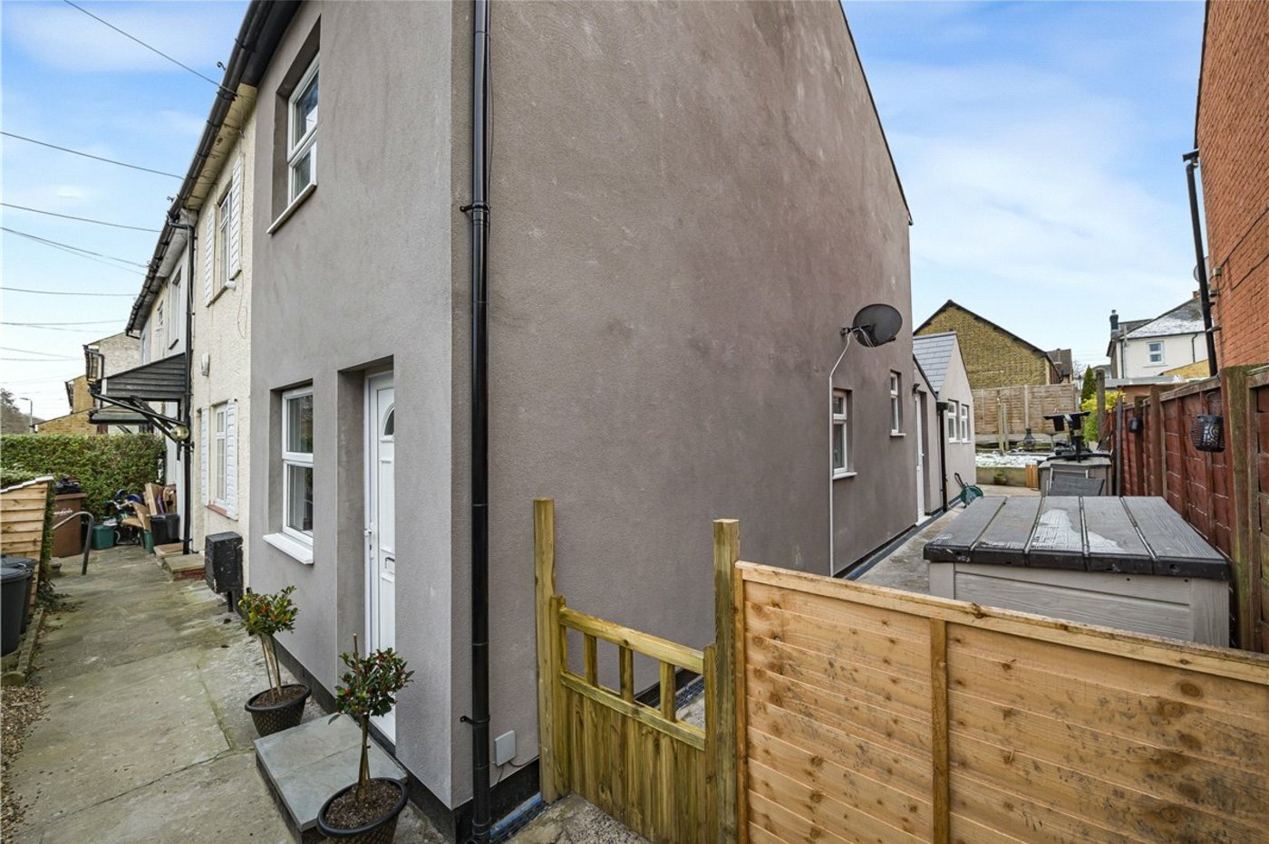 2 bedroom house for sale in Orpington | Robinson Jackson