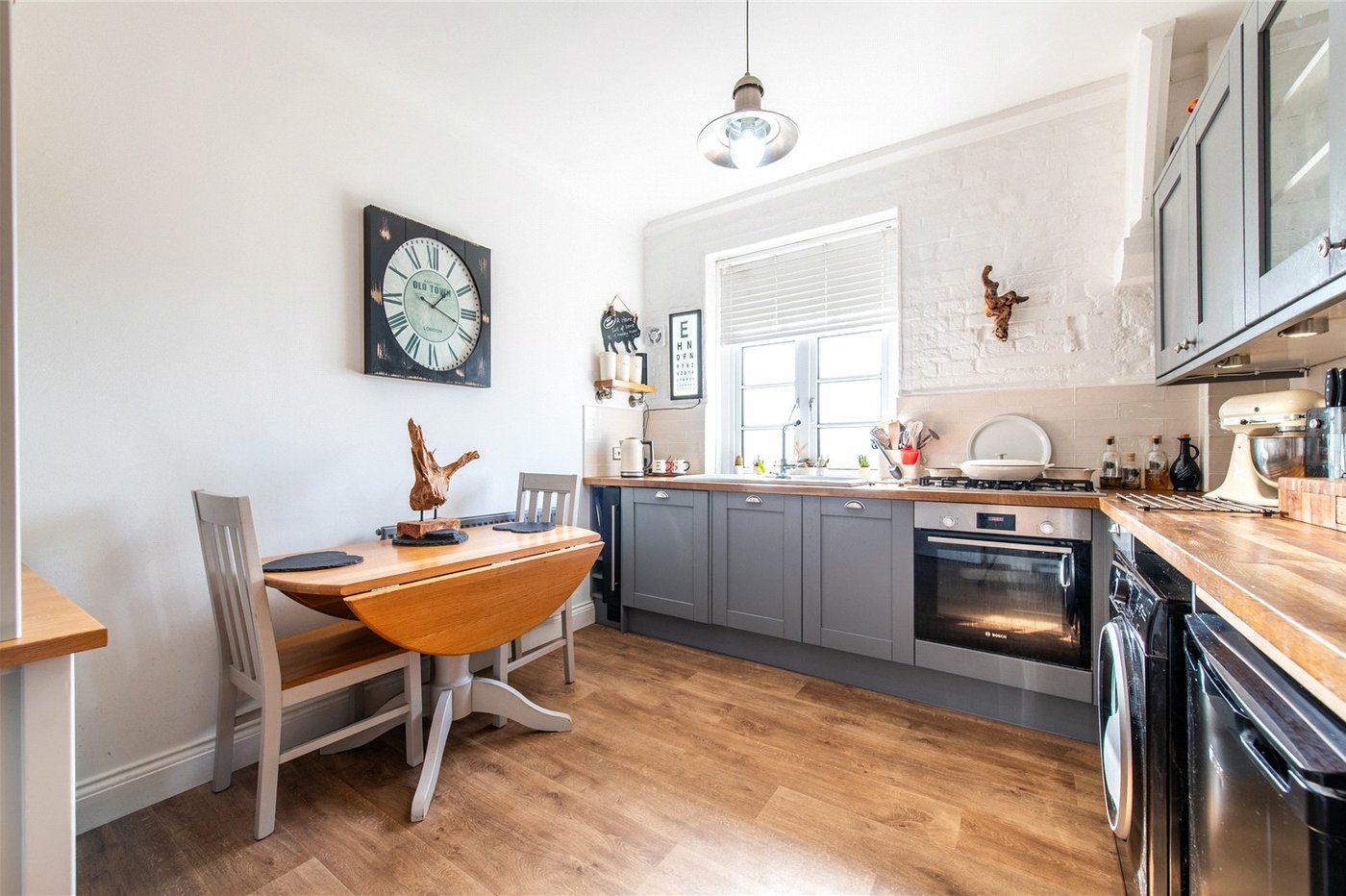 2 bedroom property for sale in Teynham | Robinson Michael & Jackson