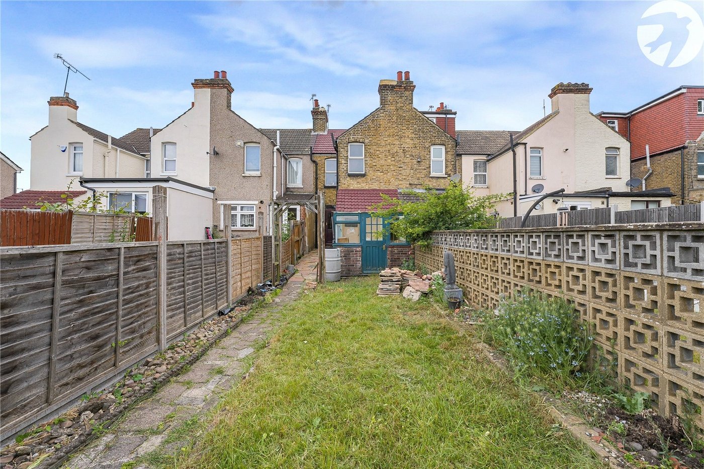 2 bedroom house for sale in Dartford | Robinson Jackson