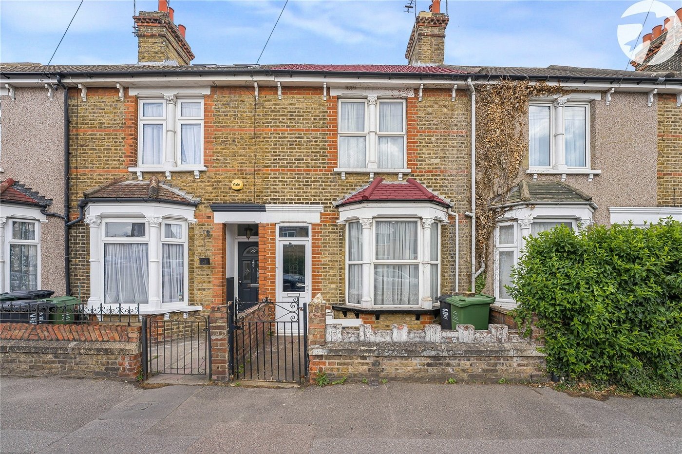 2 bedroom house for sale in Dartford | Robinson Jackson