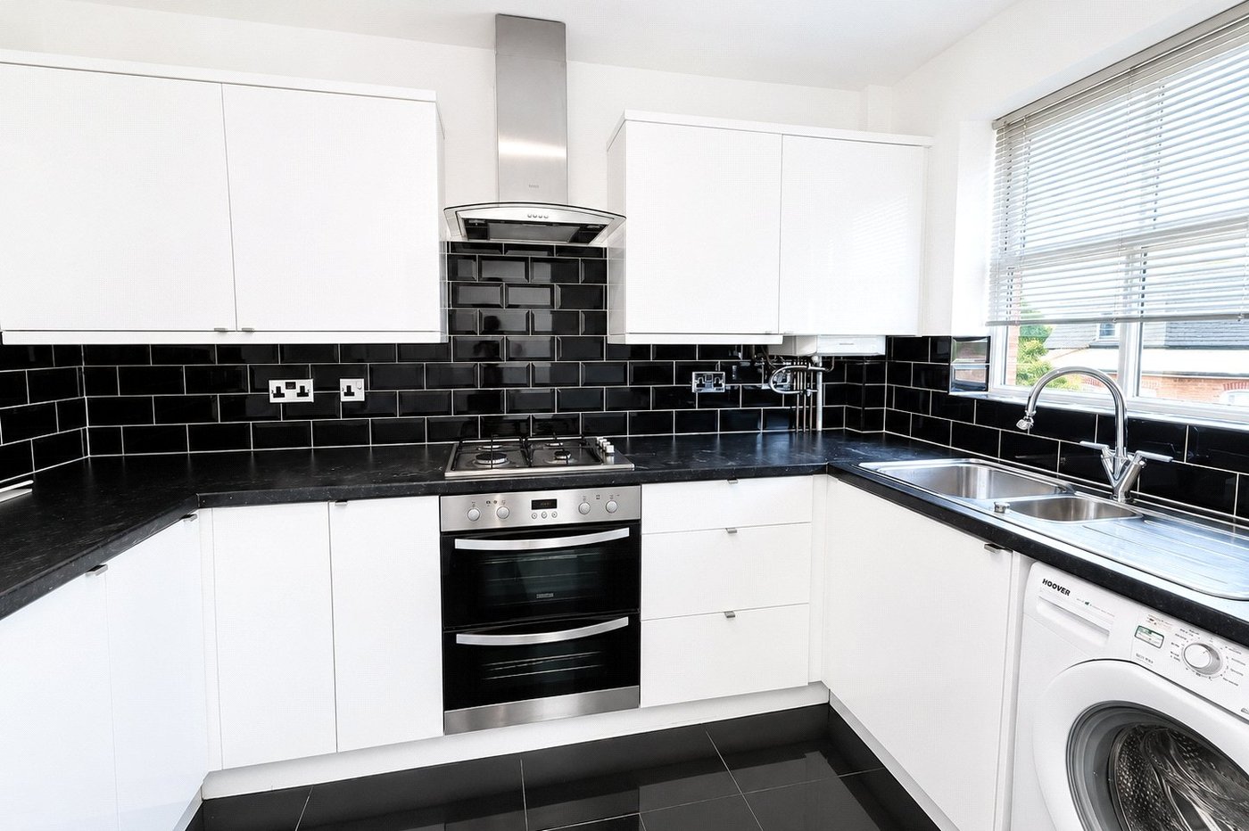 2 bedroom property for sale in Hither Green | Robinson Jackson