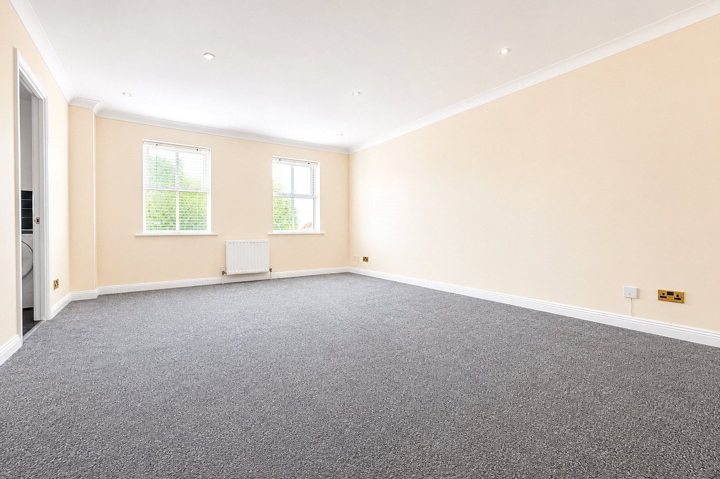 2 bedroom property for sale in Hither Green | Robinson Jackson