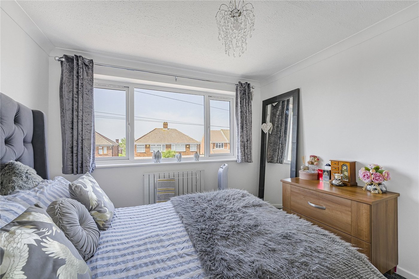 4 bedroom house for sale in Dartford | Robinson Jackson
