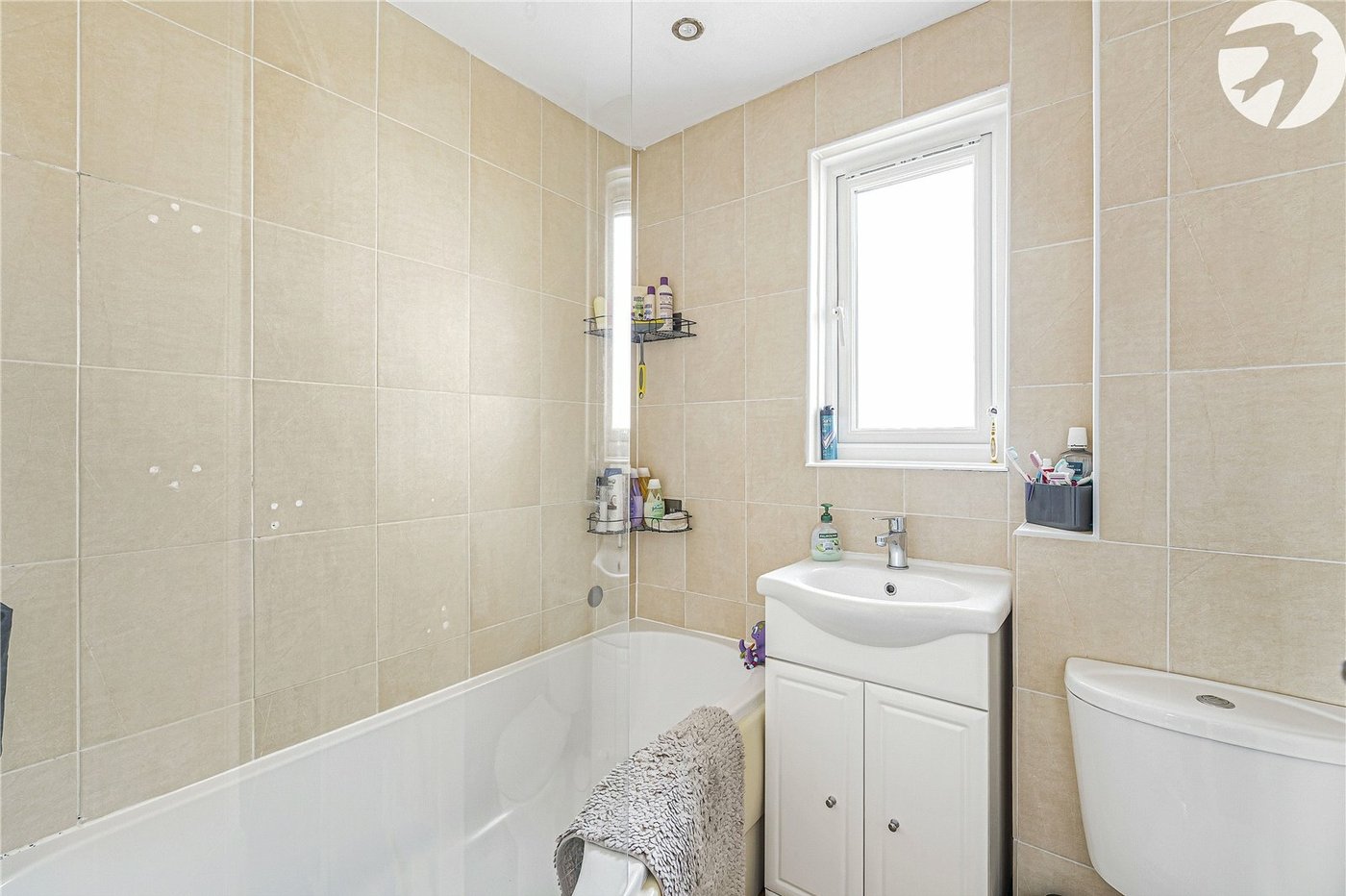 2 bedroom house for sale in Dartford | Robinson Jackson