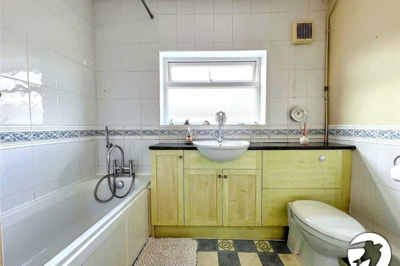 1 bedroom property for sale in Chatham | Robinson Michael & Jackson