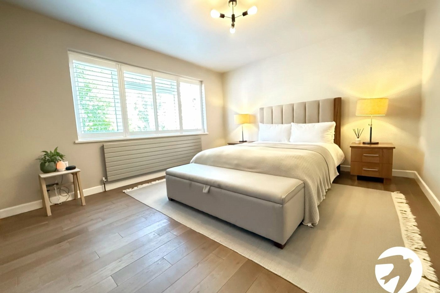 2 bedroom property for sale in London | Robinson Jackson