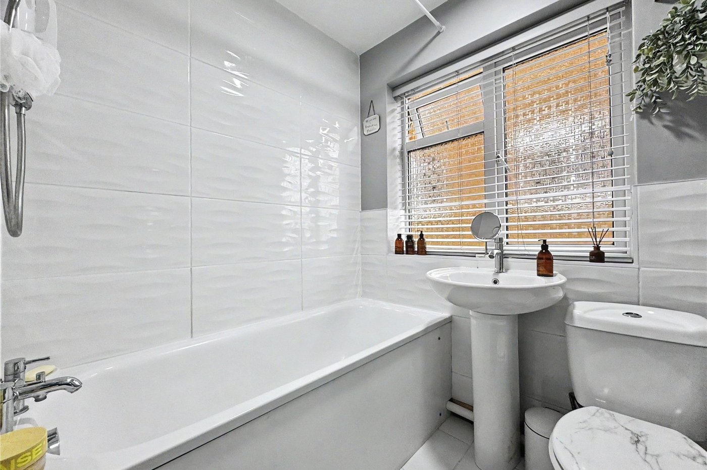 3 bedroom house for sale in Twydall | Robinson Michael & Jackson