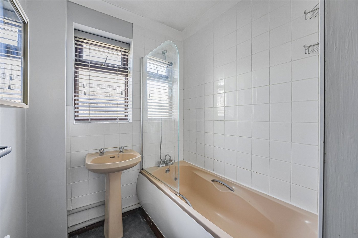 3 bedroom bungalow for sale in Gillingham | Robinson Michael & Jackson