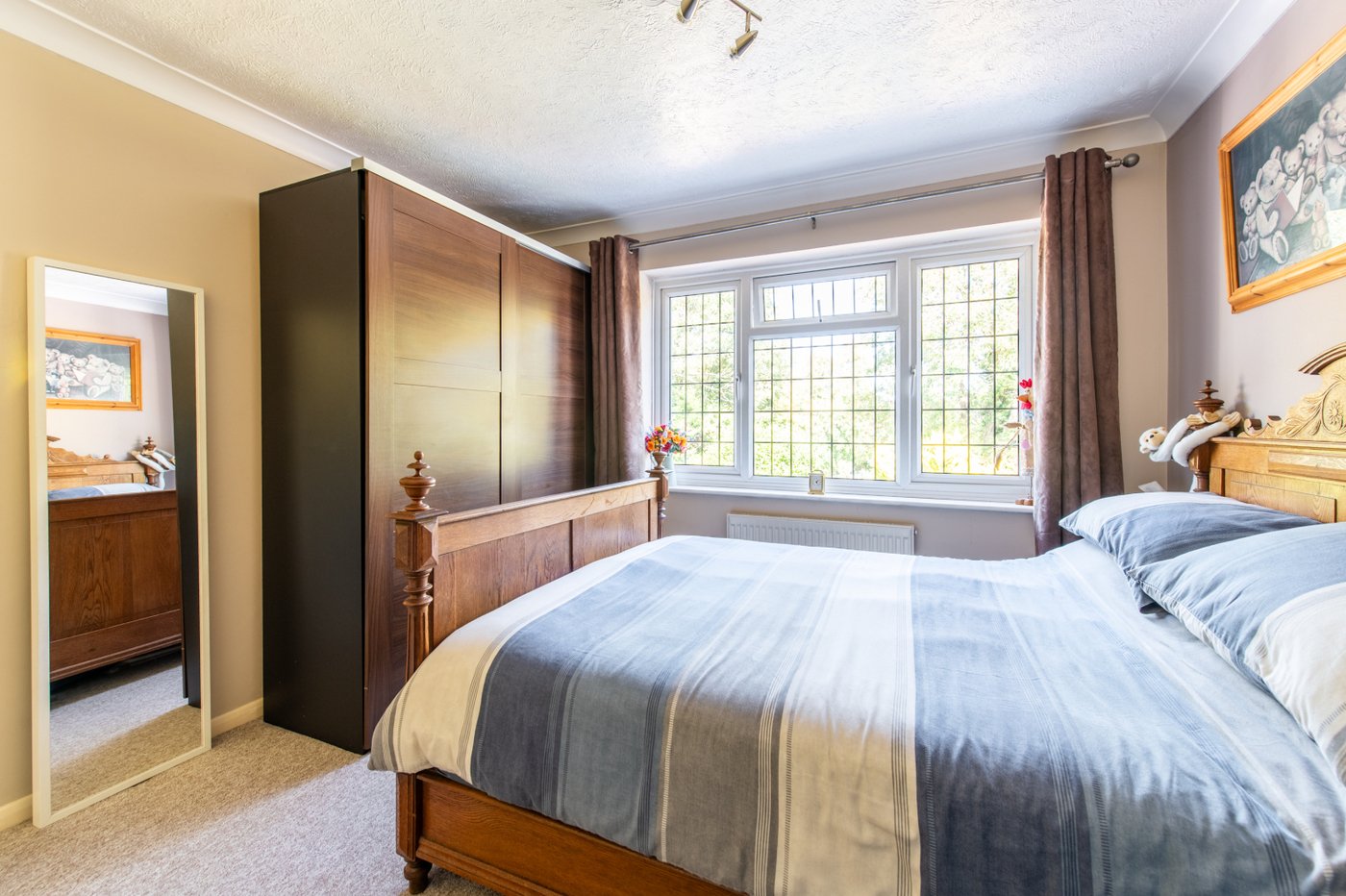 3 bedroom house for sale in Wigmore | Robinson Michael & Jackson