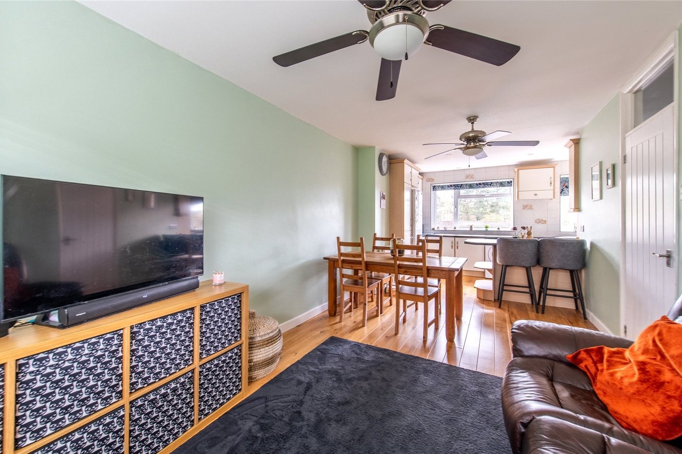 3 bedroom house for sale in Istead Rise | Robinson Michael & Jackson