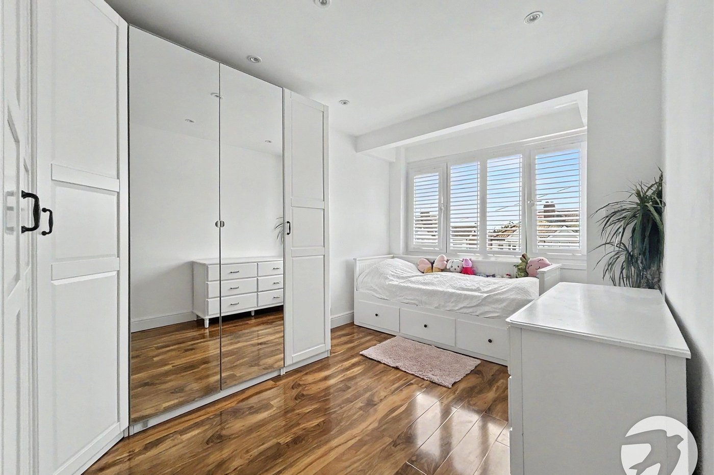 4 bedroom house for sale in Sidcup | Robinson Jackson