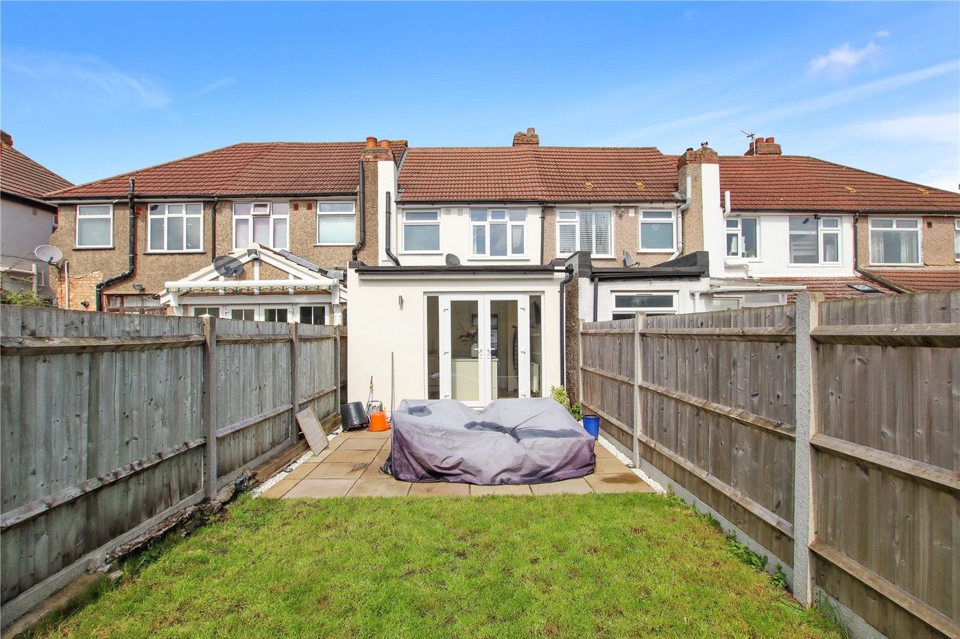 2 bedroom house for sale in Sidcup | Robinson Jackson