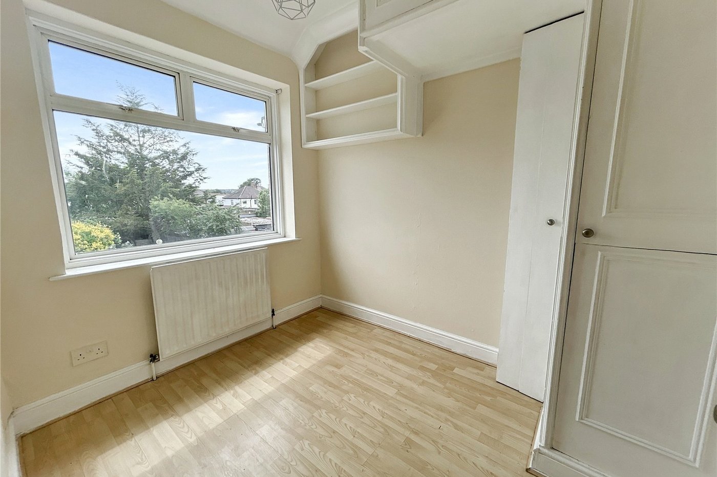 2 bedroom house for sale in Sidcup | Robinson Jackson