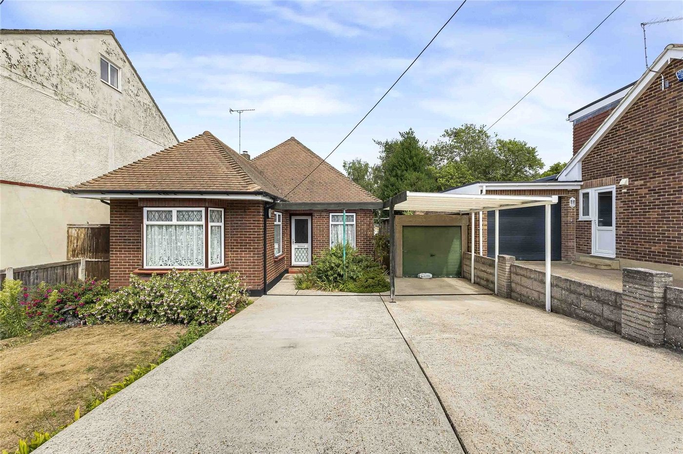 3 bedroom bungalow for sale in Rochester | Robinson Michael & Jackson