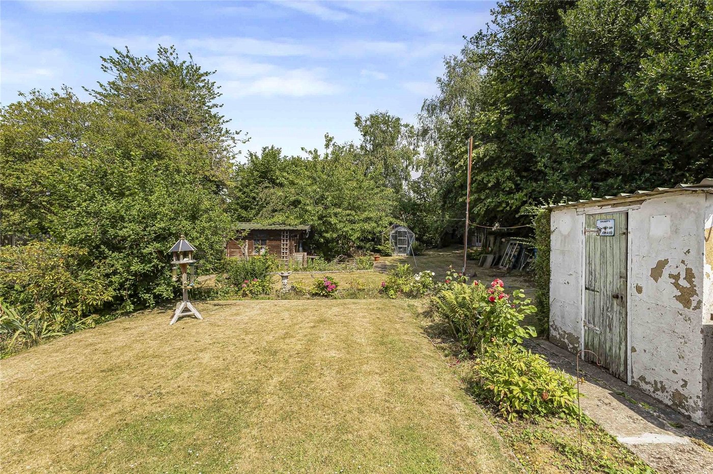 3 bedroom bungalow for sale in Rochester | Robinson Michael & Jackson