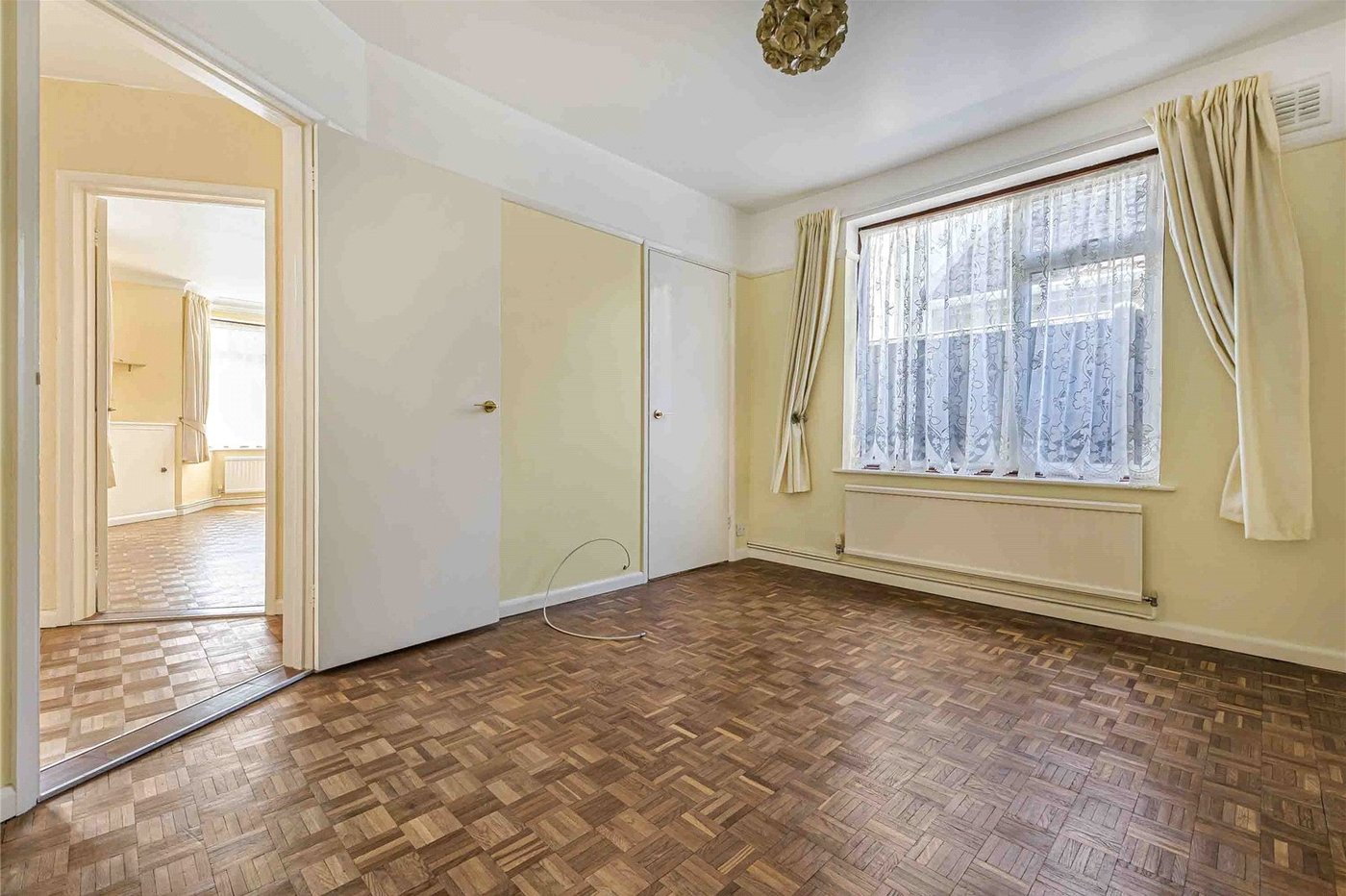 3 bedroom bungalow for sale in Rochester | Robinson Michael & Jackson