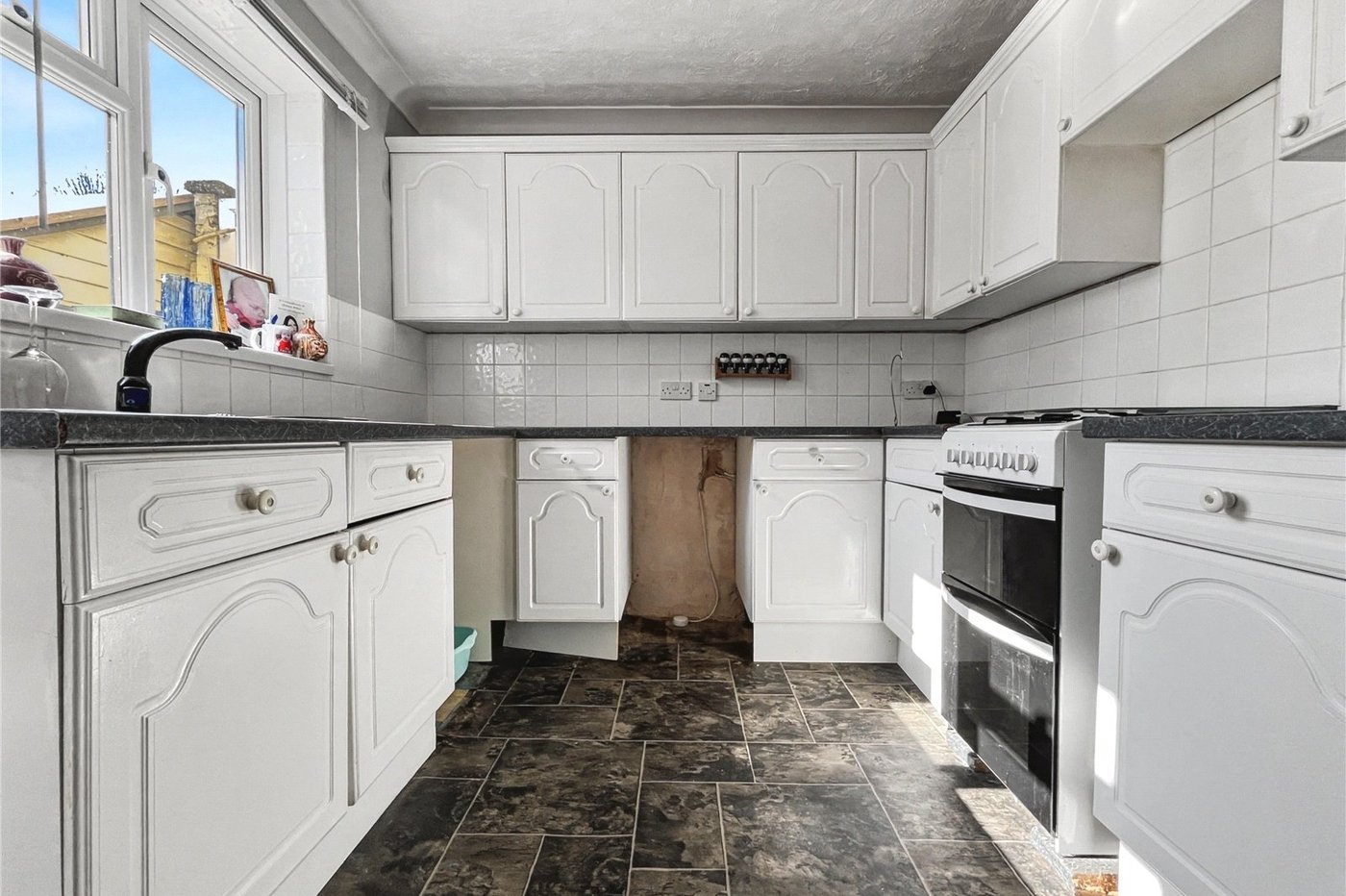 3 bedroom house for sale in Twydall | Robinson Michael & Jackson