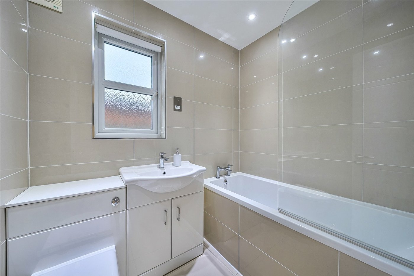 1 bedroom property for sale in Silverdale | Robinson Jackson