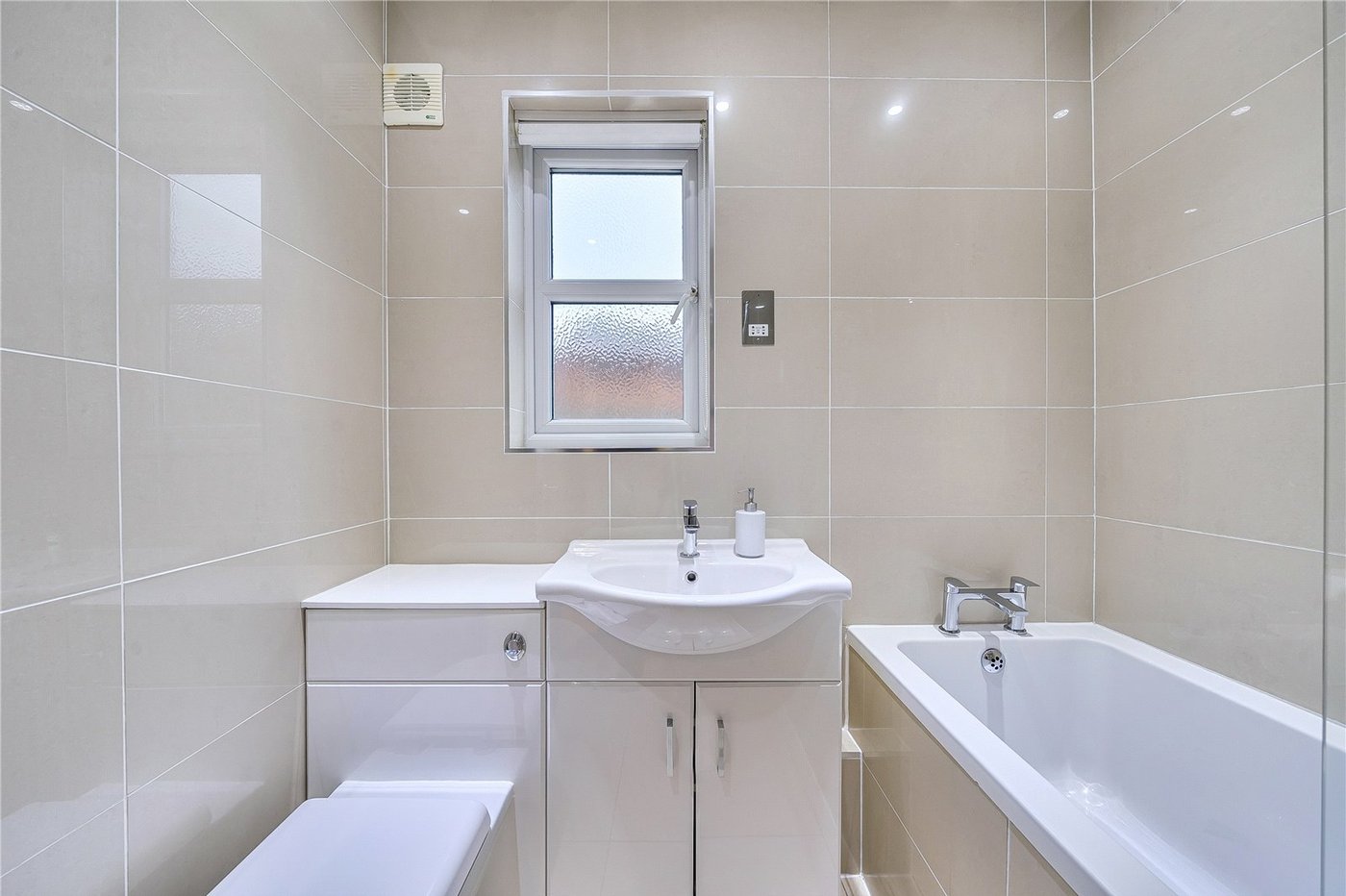 1 bedroom property for sale in Silverdale | Robinson Jackson