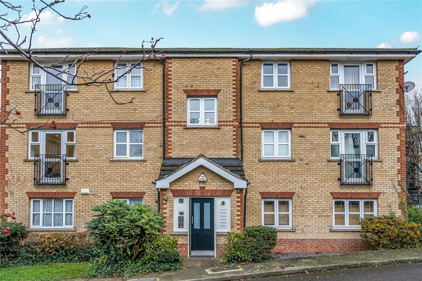 1 bedroom property for sale in Silverdale | Robinson Jackson