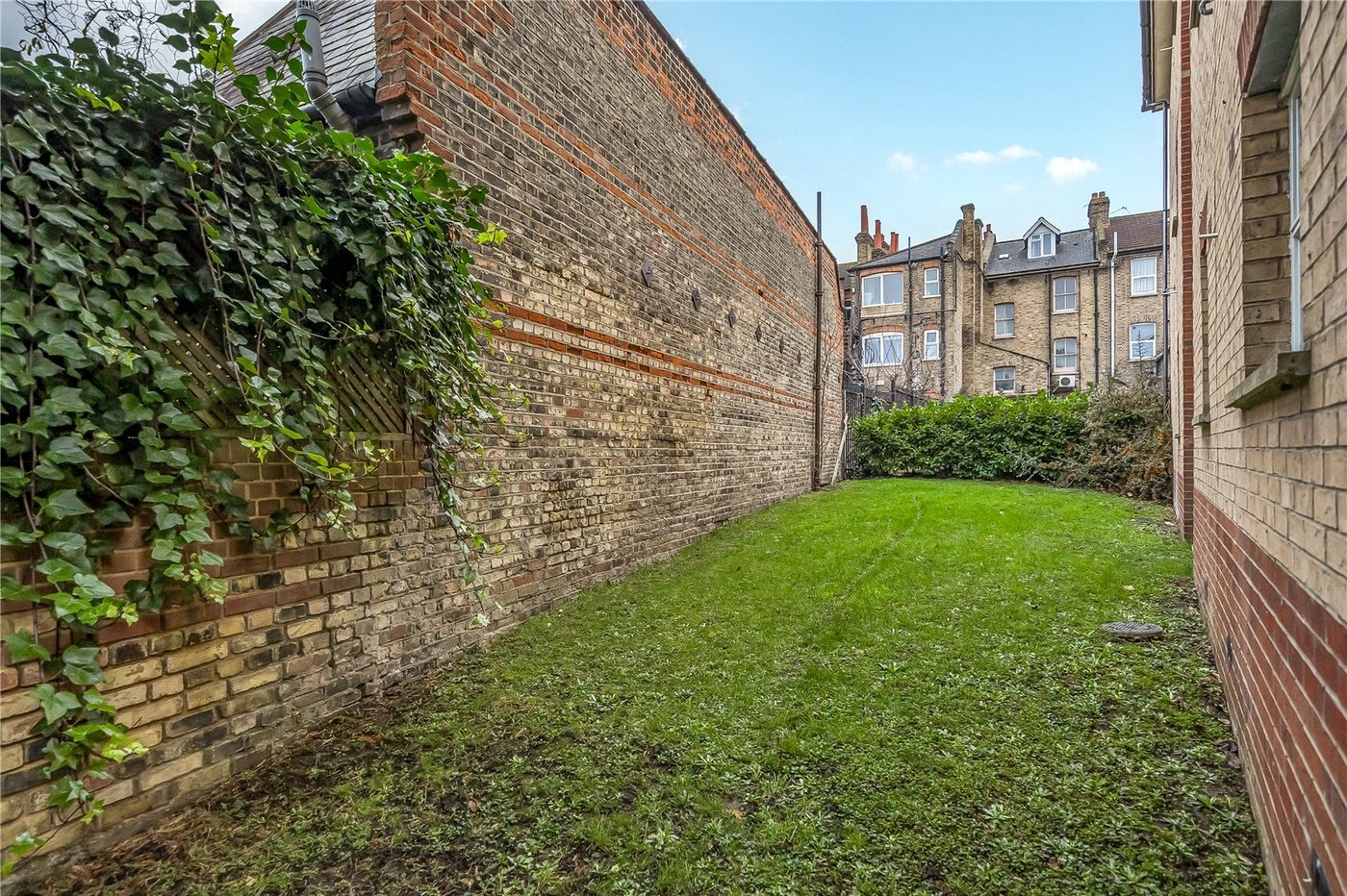 1 bedroom property for sale in Silverdale | Robinson Jackson