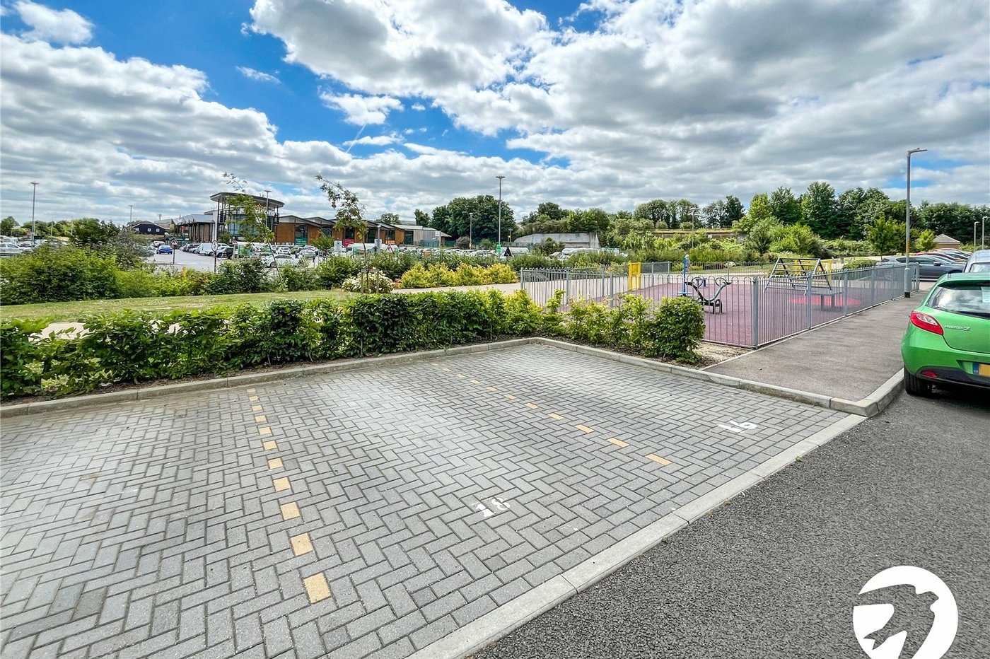 2 bedroom property for sale in Sittingbourne | Robinson Michael & Jackson