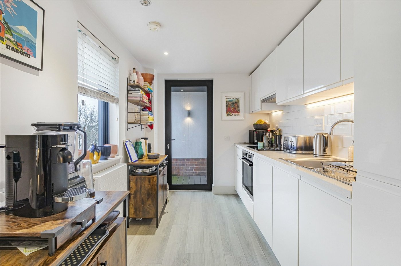 1 bedroom property for sale in 20 Lingfield Crescent | Robinson Jackson