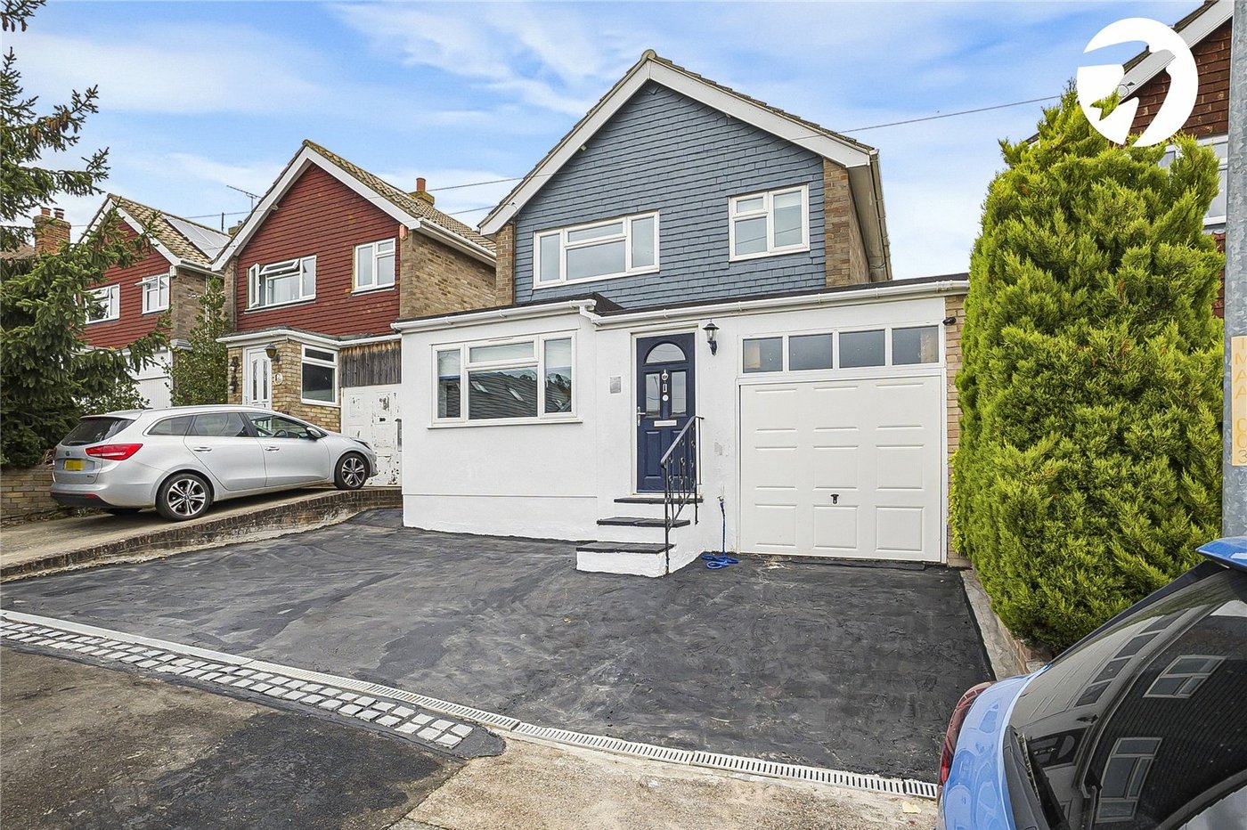 4 bedroom house for sale in Hextable | Robinson Jackson