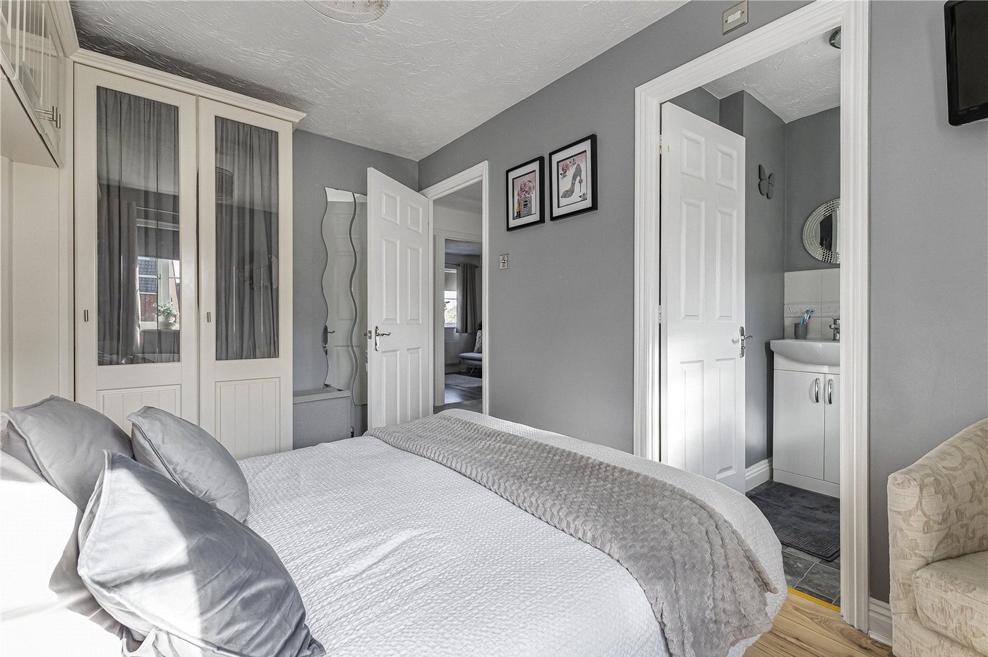 4 bedroom house for sale in High Halstow | Robinson Michael & Jackson