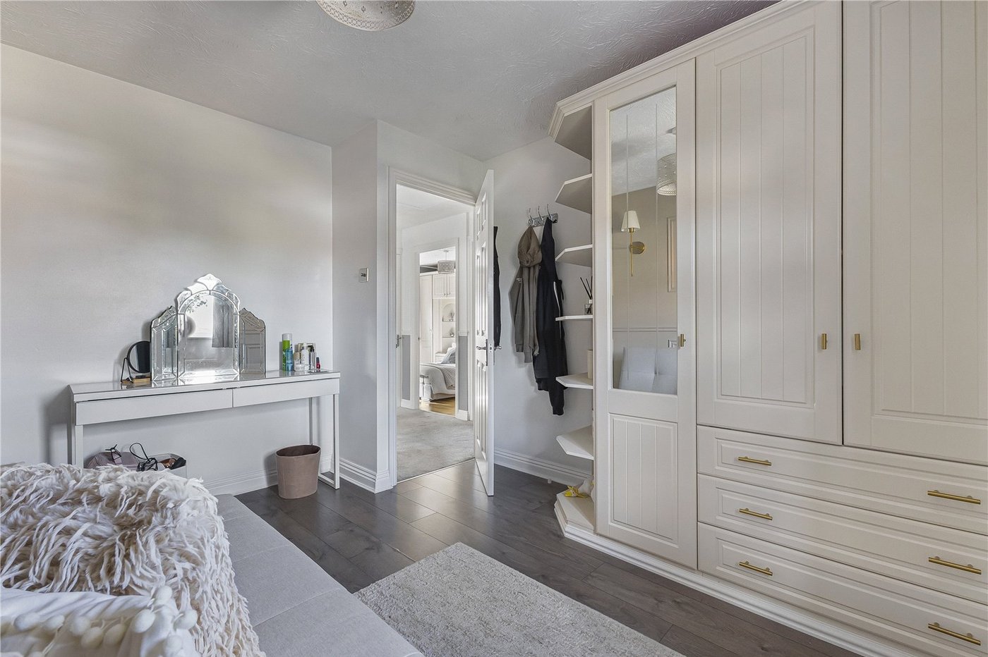 4 bedroom house for sale in High Halstow | Robinson Michael & Jackson