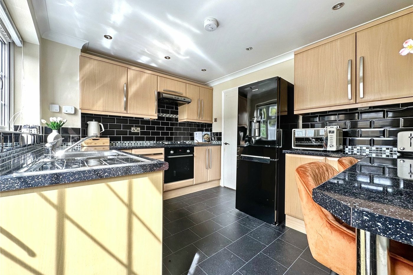 4 bedroom property for sale in Rainham | Robinson Michael & Jackson