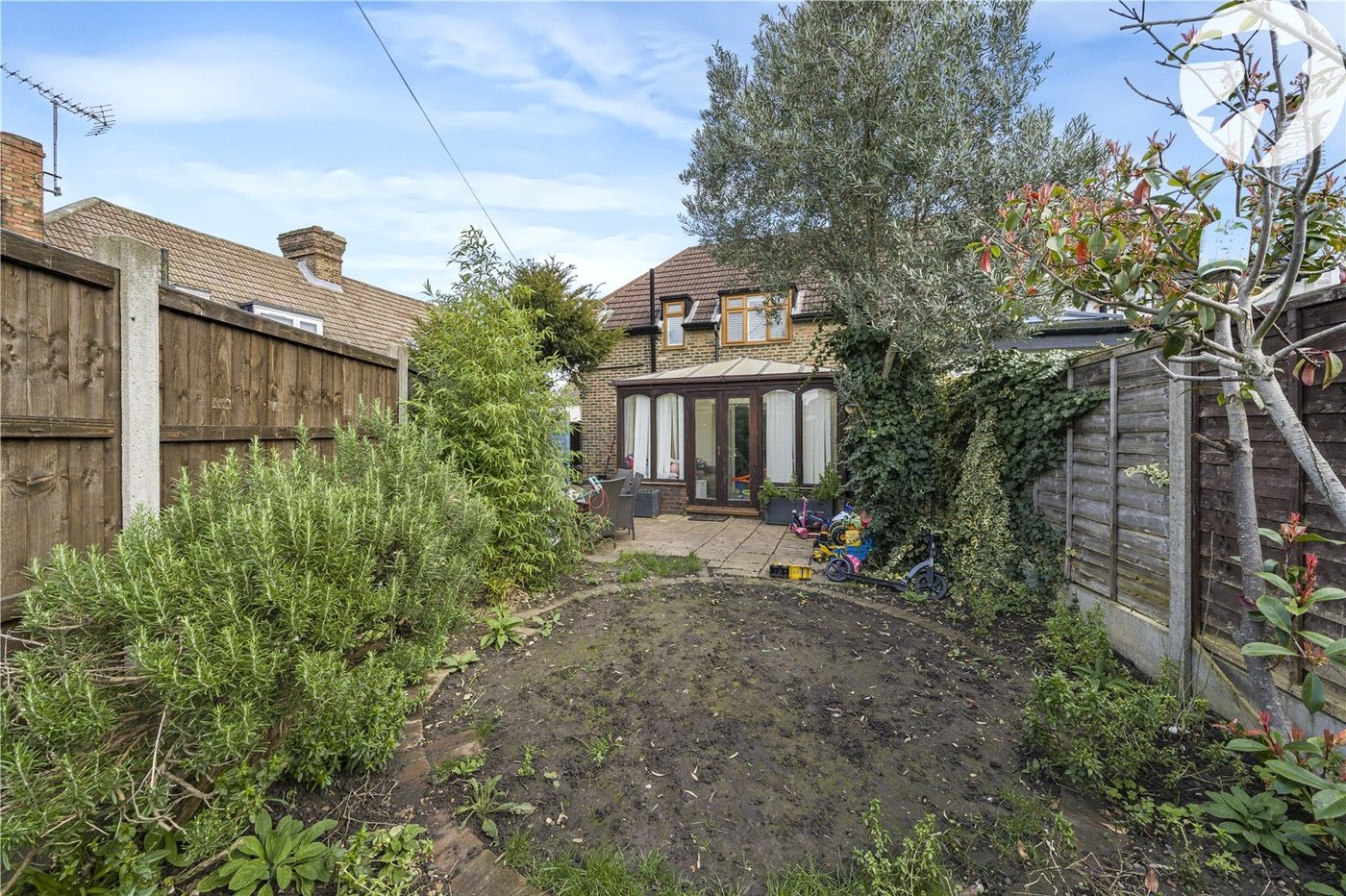 3 bedroom house for sale in Crayford | Robinson Jackson