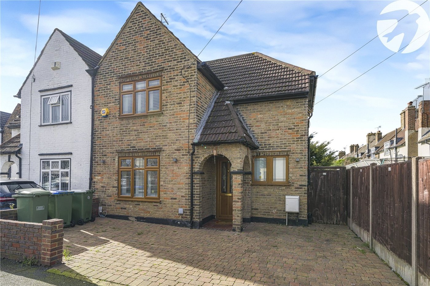 3 bedroom house for sale in Crayford | Robinson Jackson