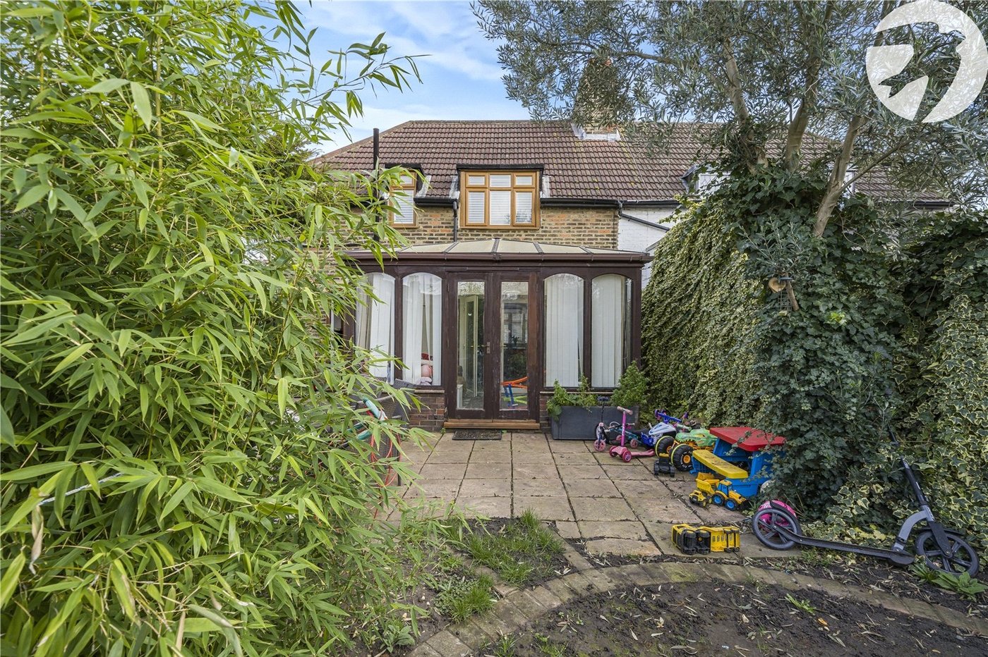 3 bedroom house for sale in Crayford | Robinson Jackson