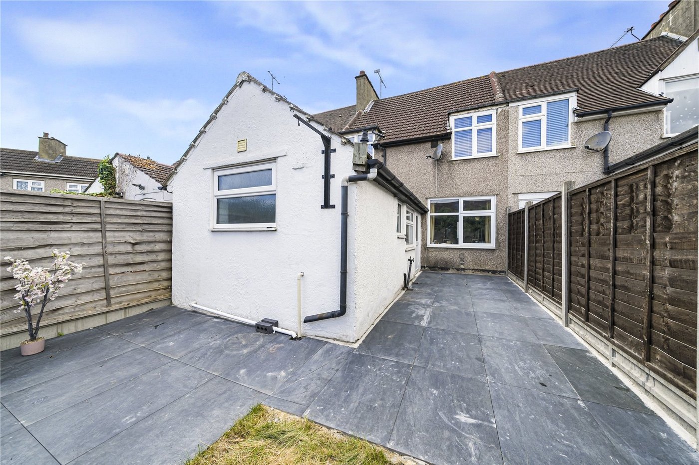 3 bedroom house for sale in Crayford | Robinson Jackson