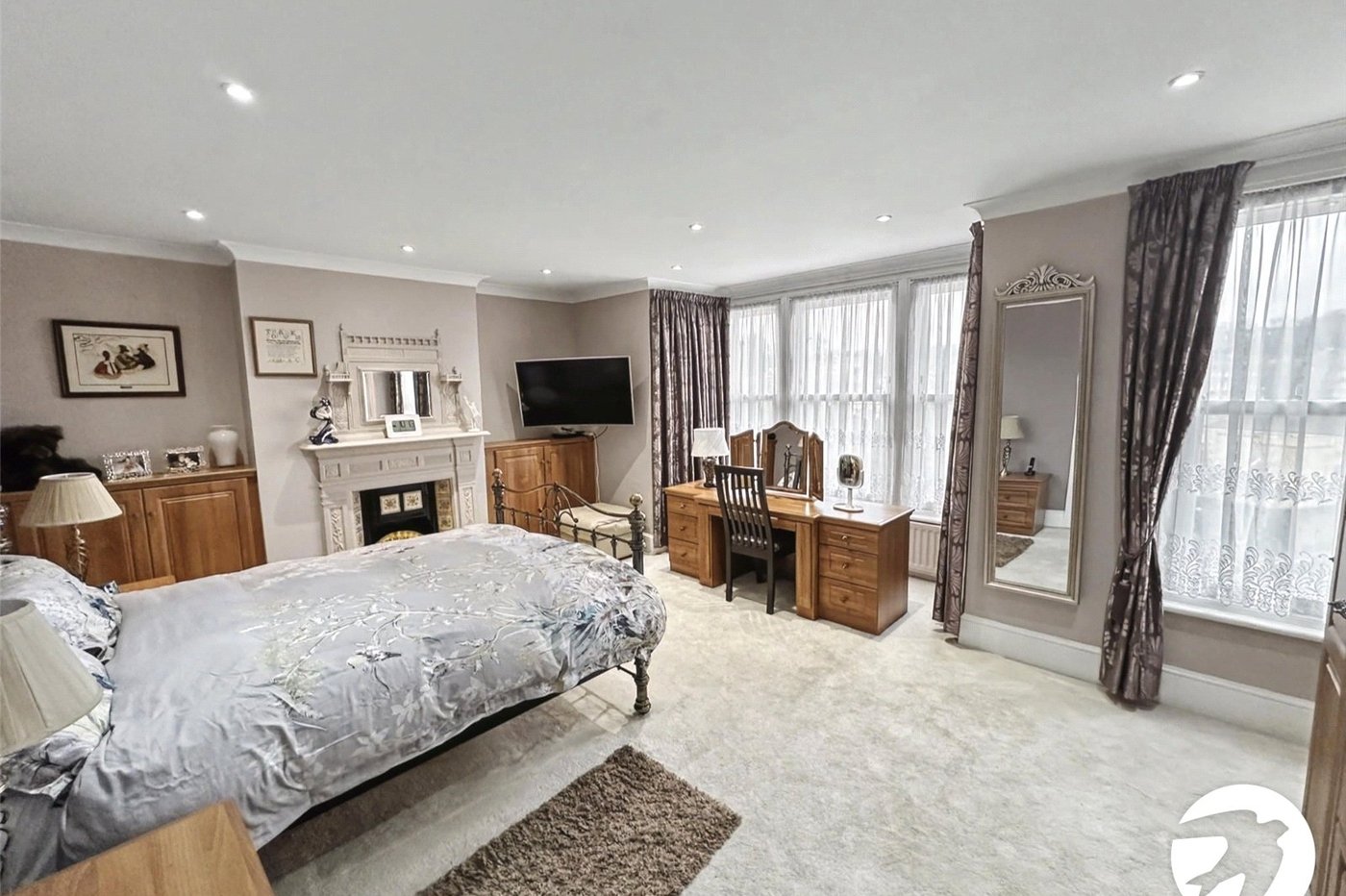 5 bedroom house for sale in Chatham | Robinson Michael & Jackson