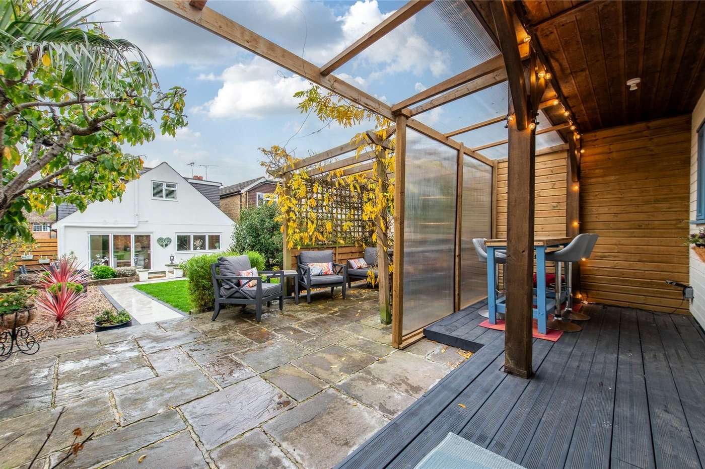 4 bedroom property for sale in Rainham | Robinson Michael & Jackson