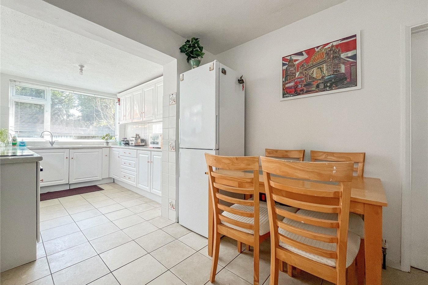 3 bedroom house for sale in Rainham | Robinson Michael & Jackson