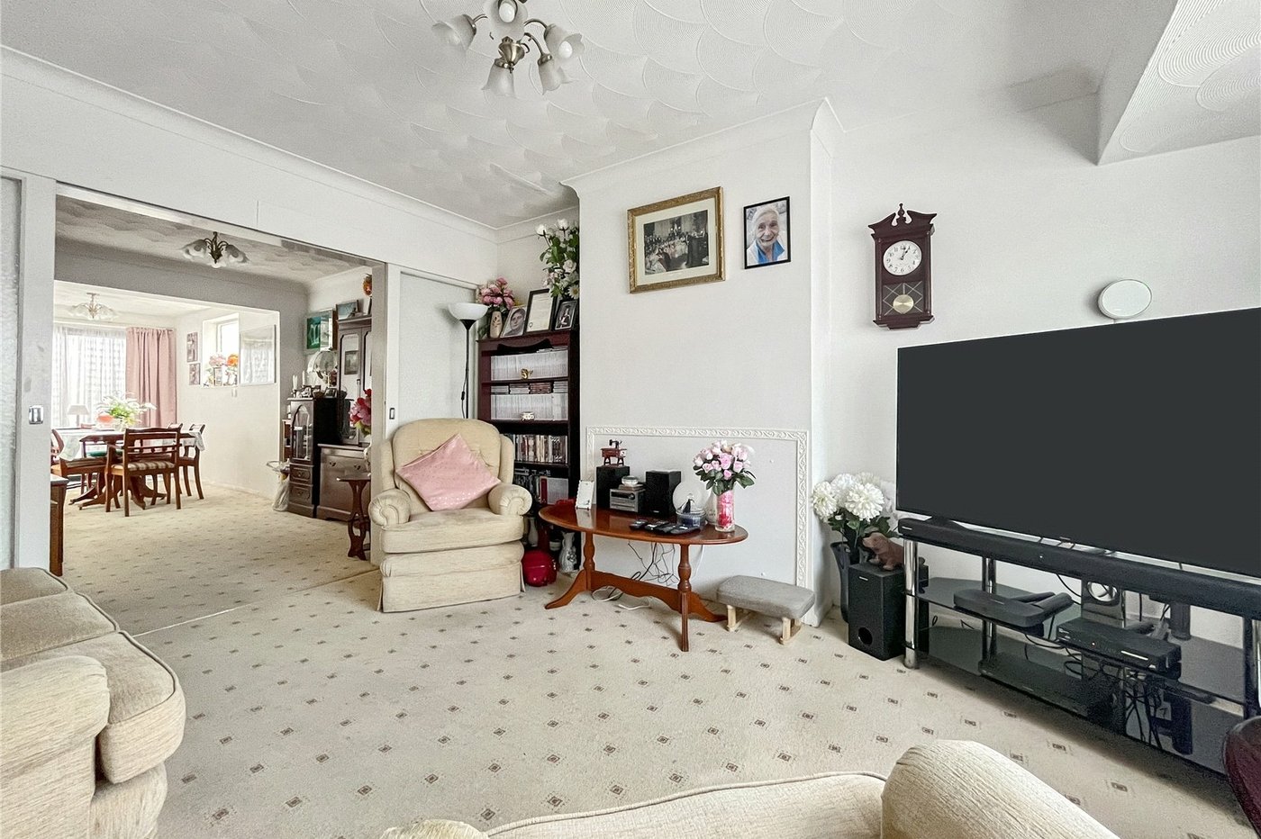 3 bedroom house for sale in Rainham | Robinson Michael & Jackson