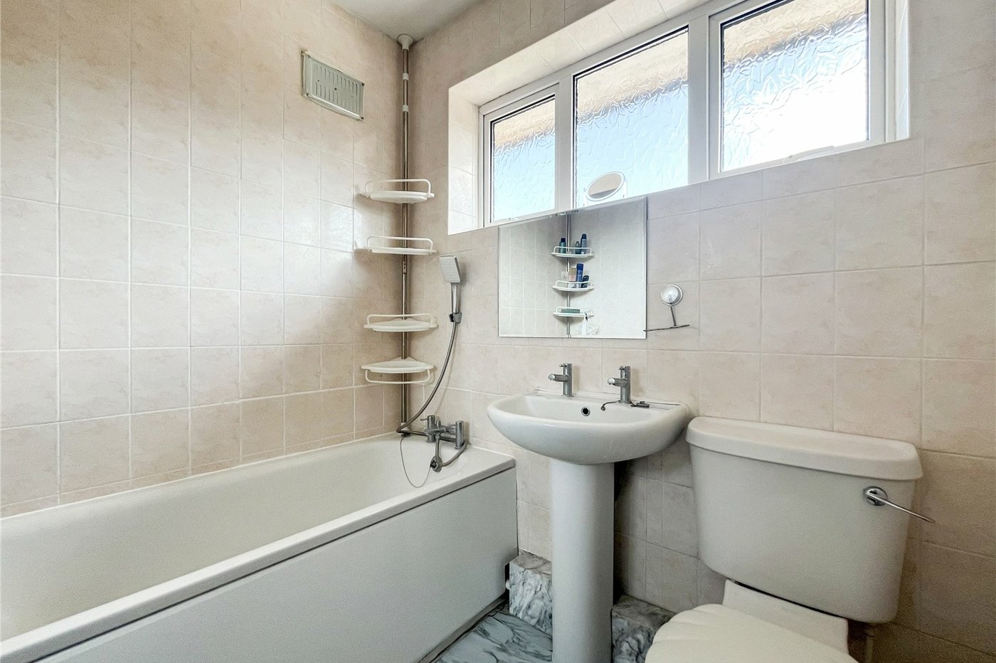 3 bedroom house for sale in Rainham | Robinson Michael & Jackson