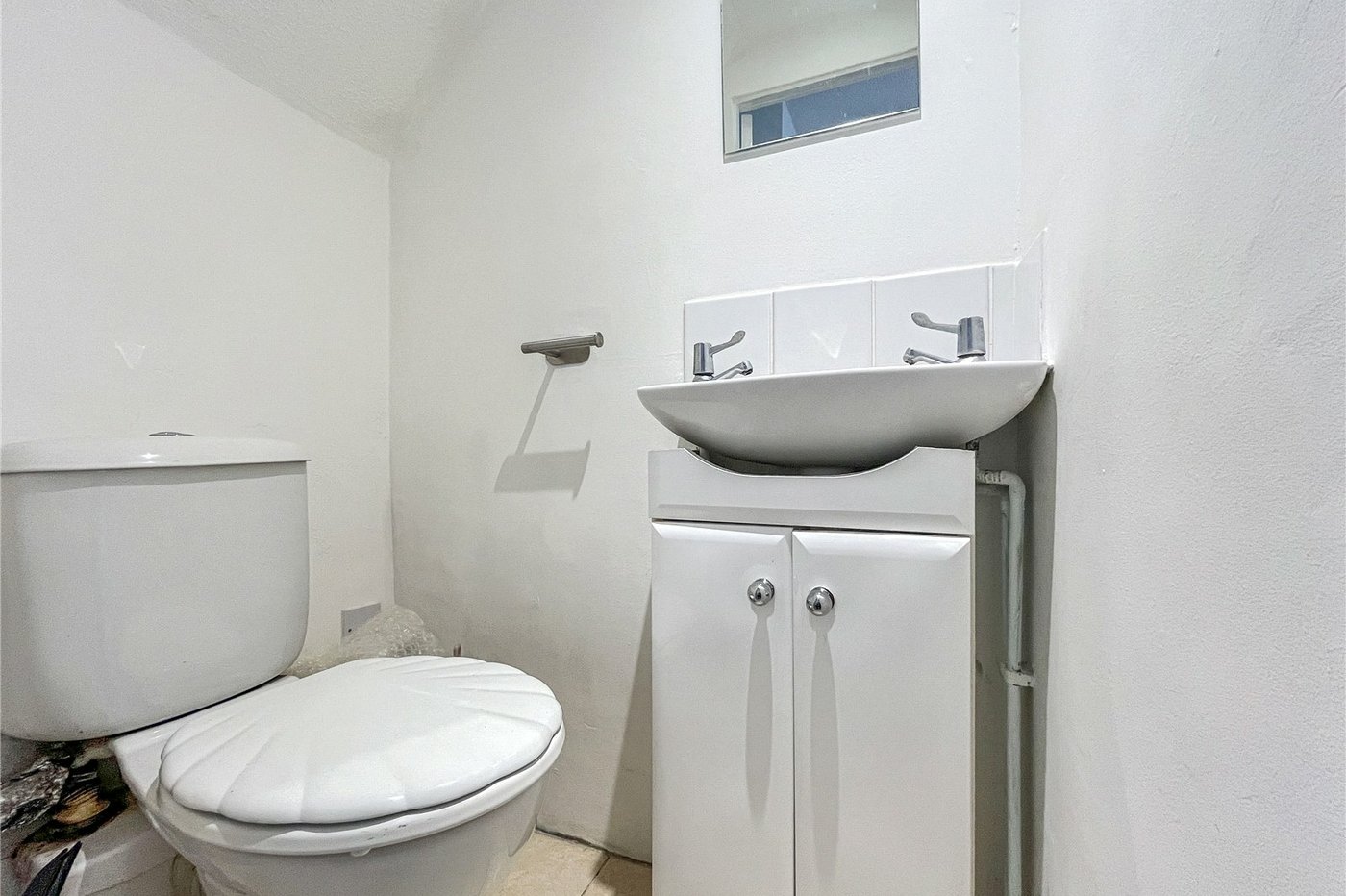 3 bedroom house for sale in Rainham | Robinson Michael & Jackson